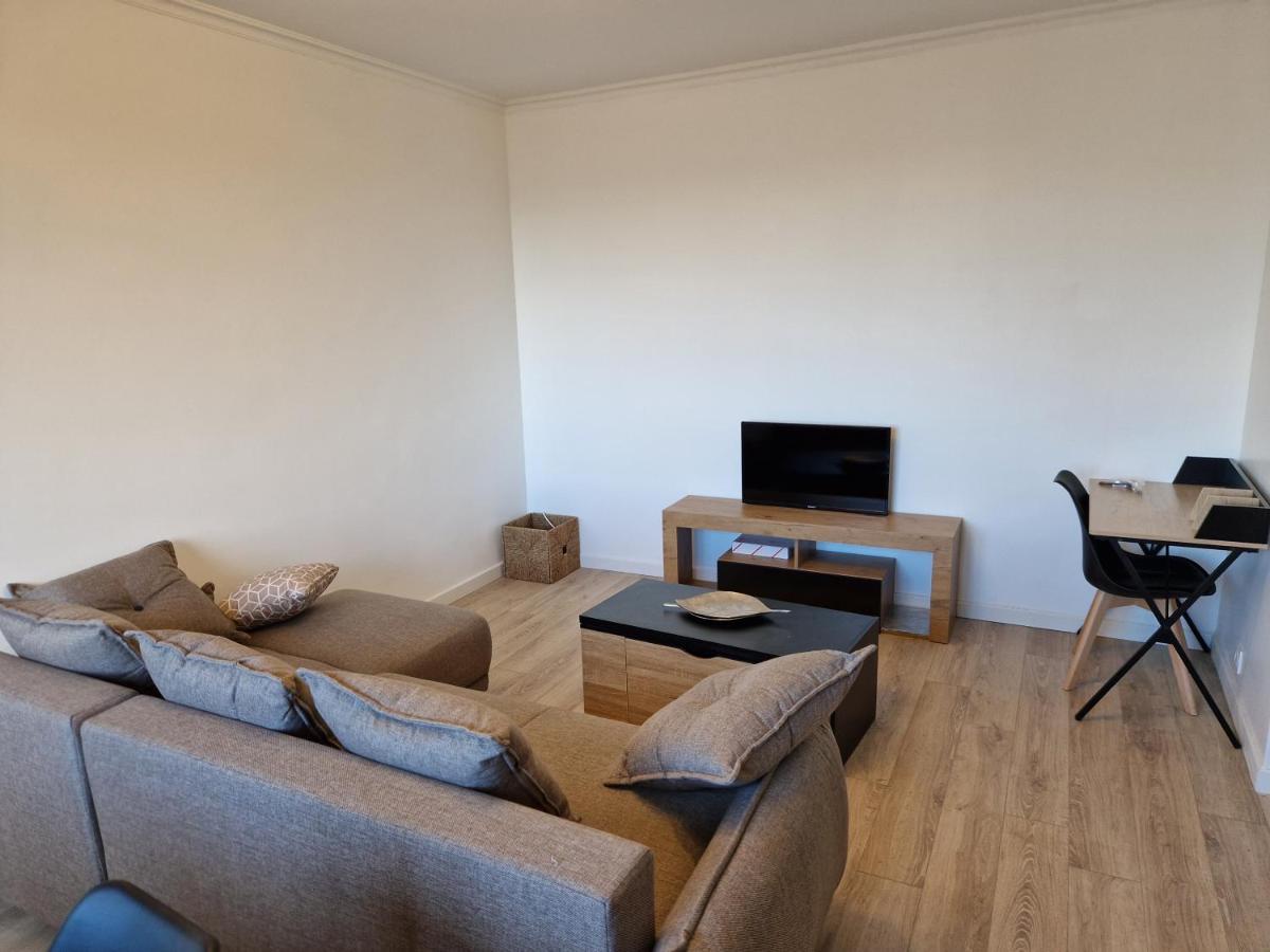Appartement Spacieux Renove - 11 Min De Paris Коломб Экстерьер фото
